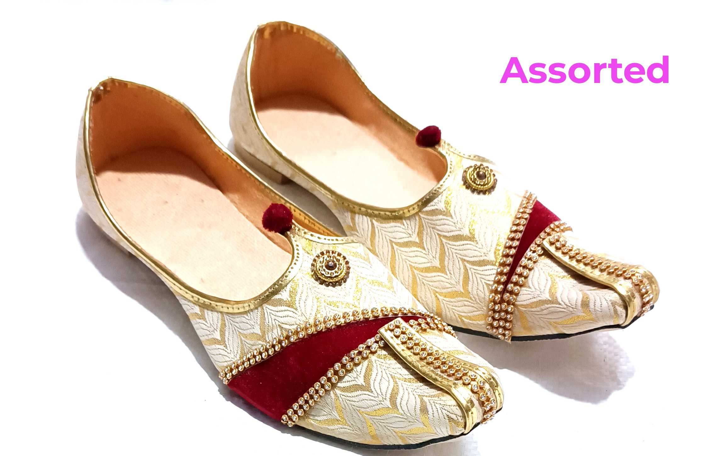 Hoor Mojari & Handicrafts 383