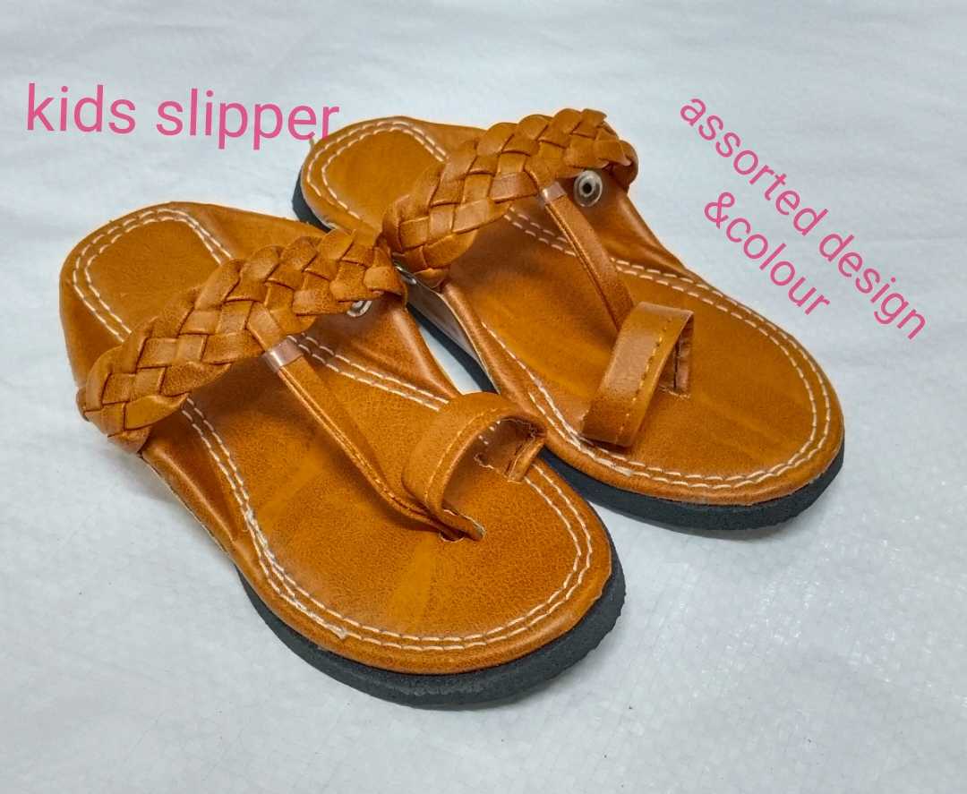 Hoor Mojari & Handicrafts 395
