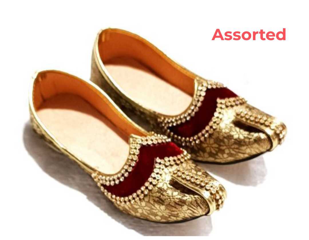 Hoor Mojari & Handicrafts 296